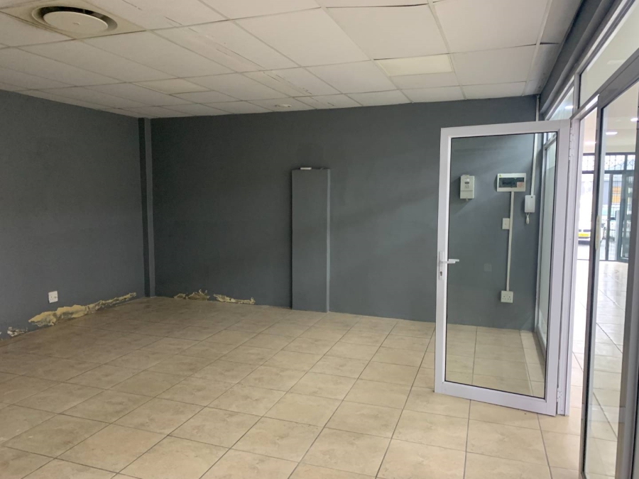 To Let Commercial Property for Rent in Kuils River Western Cape